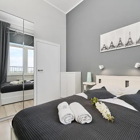 Architects Avenue By Renters *