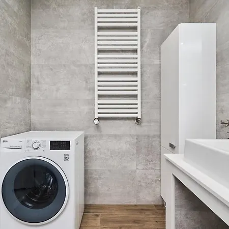 Architects Avenue By Renters Apartman Wrocław