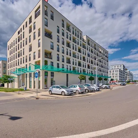 Architects Avenue By Renters Apartmán *